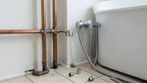 budowa baterii wannowej z prysznicem