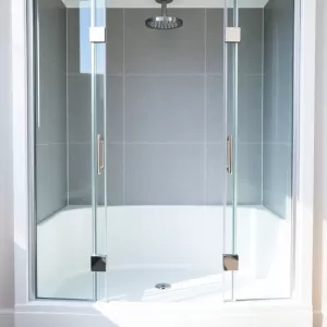 kabina prysznicowa z tylnymi ściankami