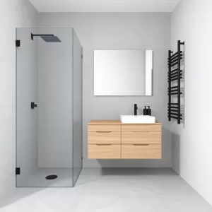 Mała łazienka z prysznicem bez brodzika