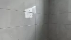 panele winylowe na ścianę pod prysznic